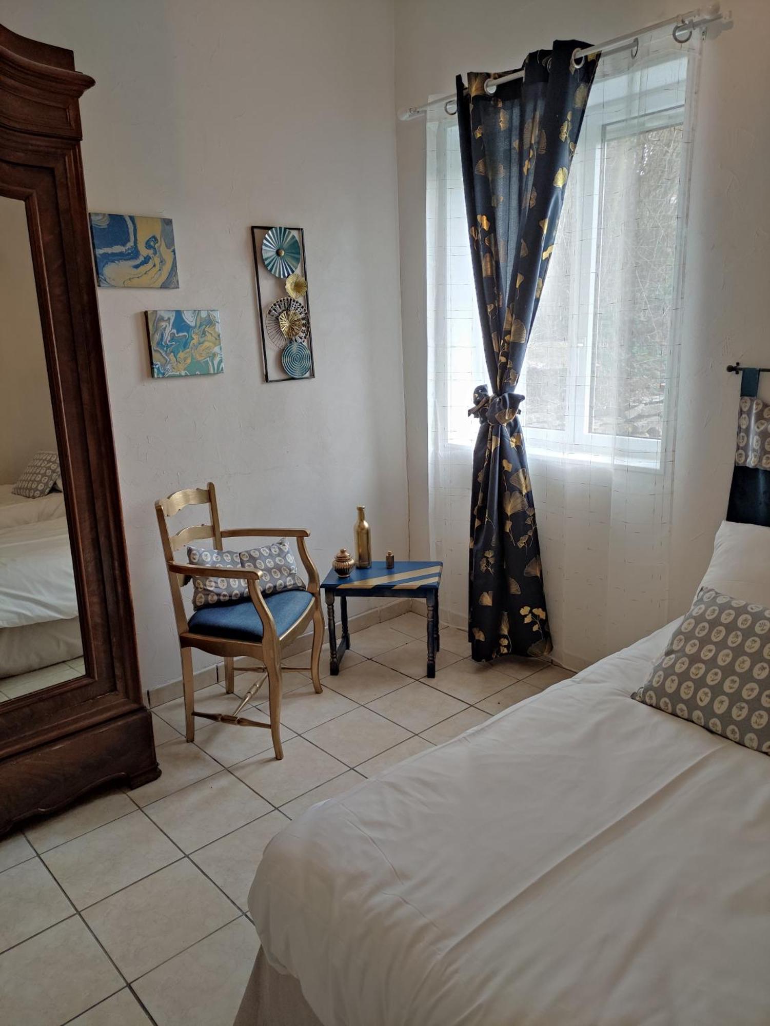 Bleu Bonheur Bed and Breakfast Dennevy Δωμάτιο φωτογραφία